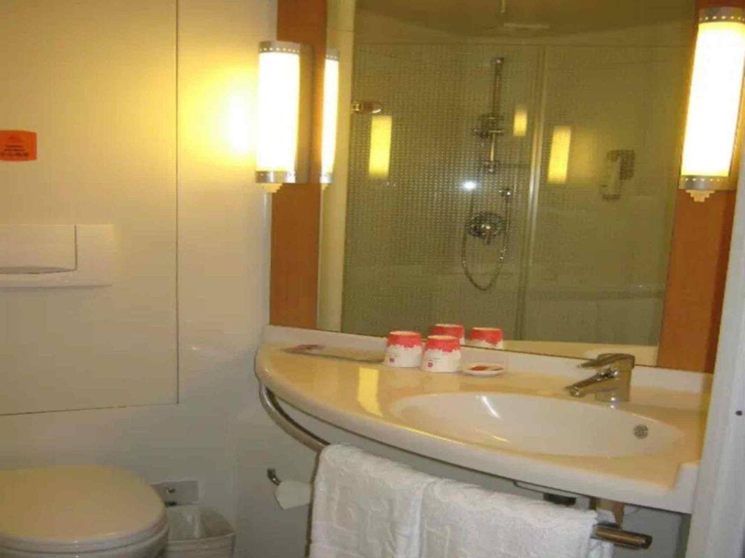 Hotel Ibis Dalian Sanba Square фото 2