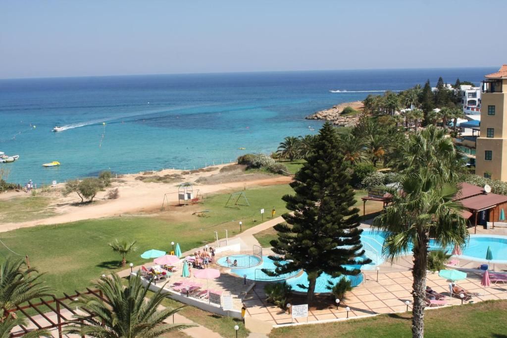 Astreas Beach Hotel фото 3