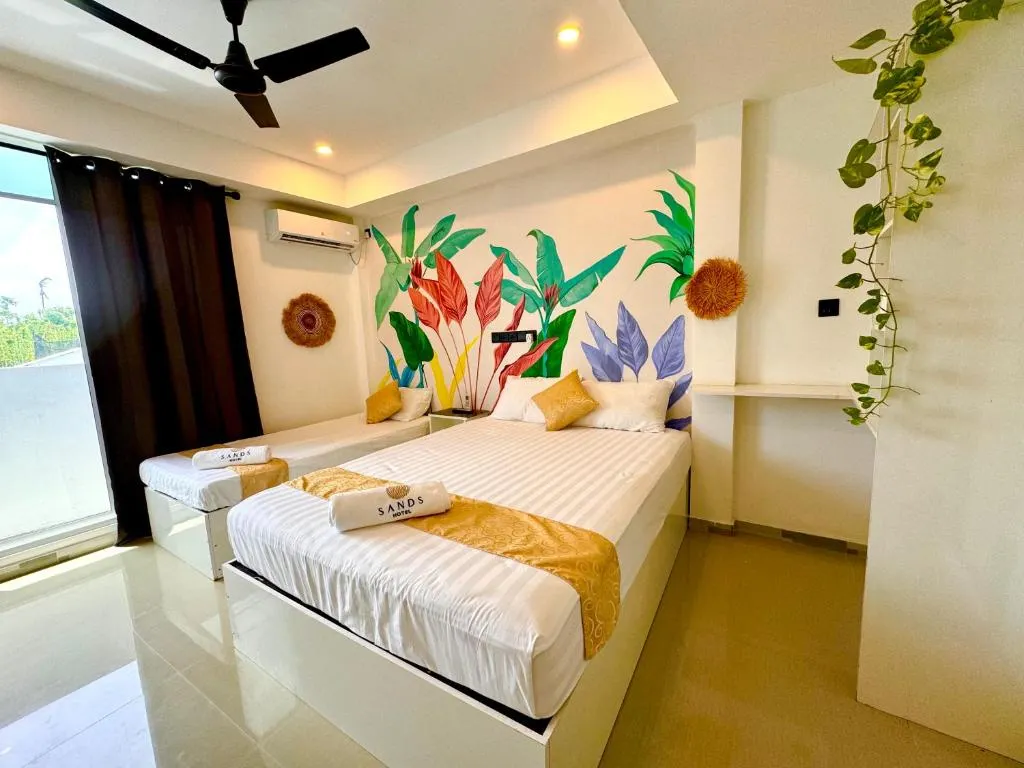 Sands Garden Hotel фото 2