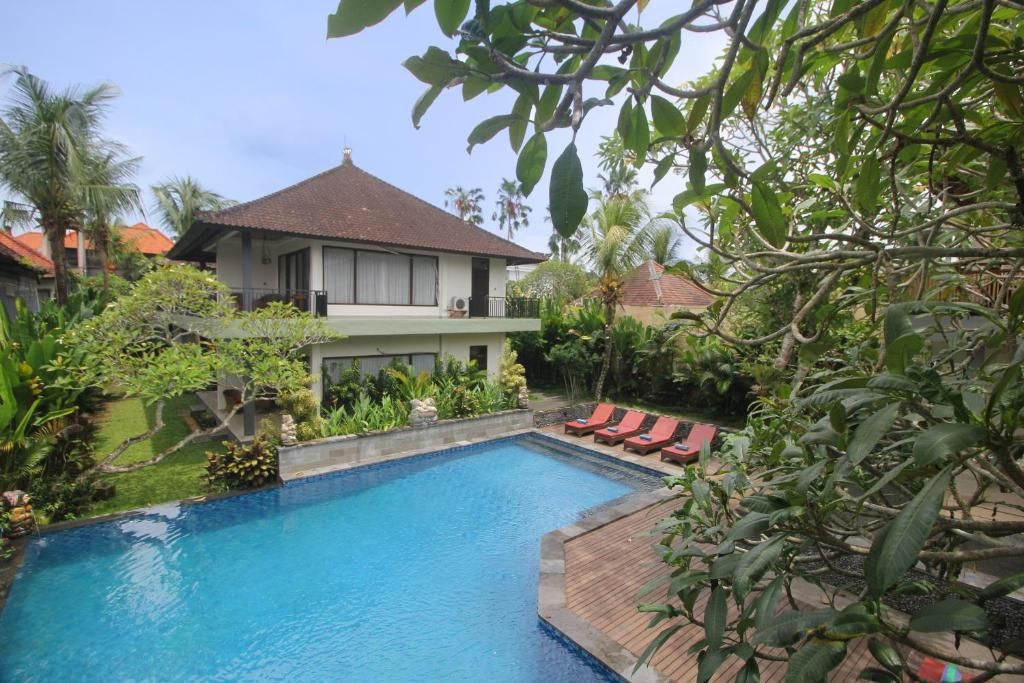 Putri Ayu Cottages фото 33