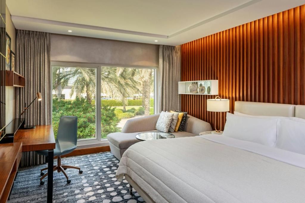 Le Meridien Dubai Hotel & Conference Centre фото 141