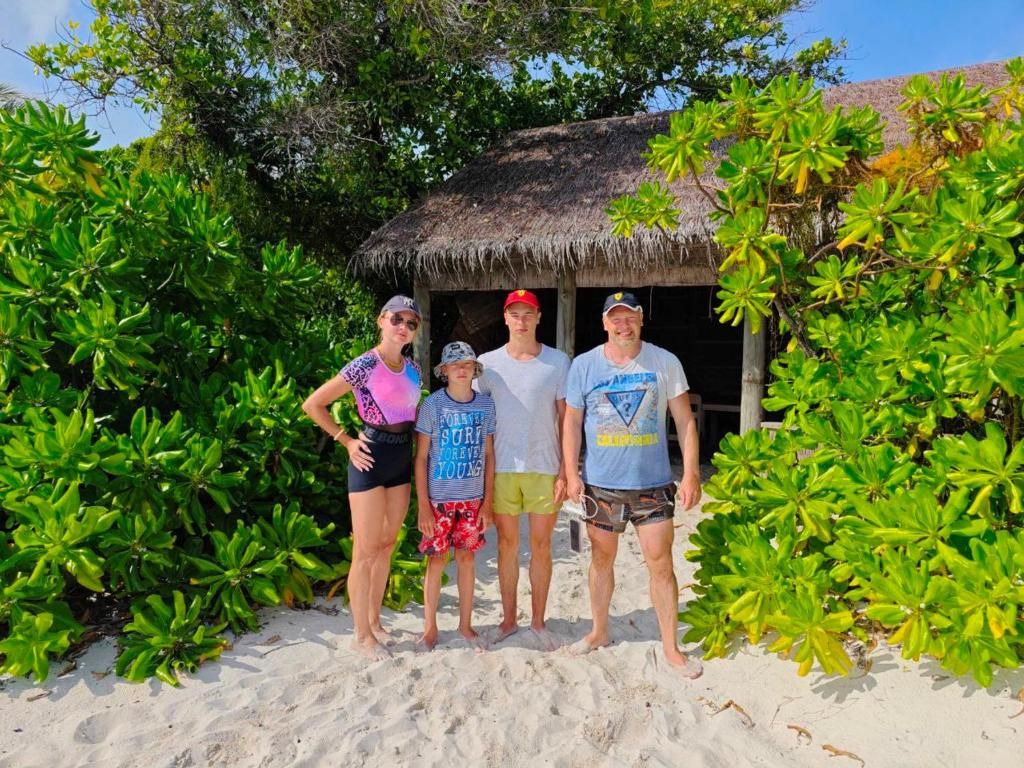 Dhonfulhafi Beach View & Spa фото 72
