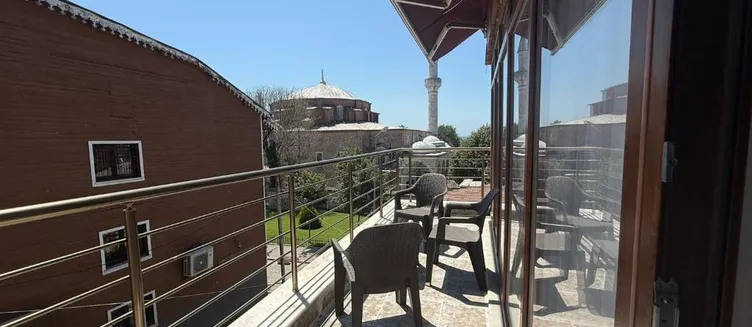 Фото отеля Han Suite Hotel