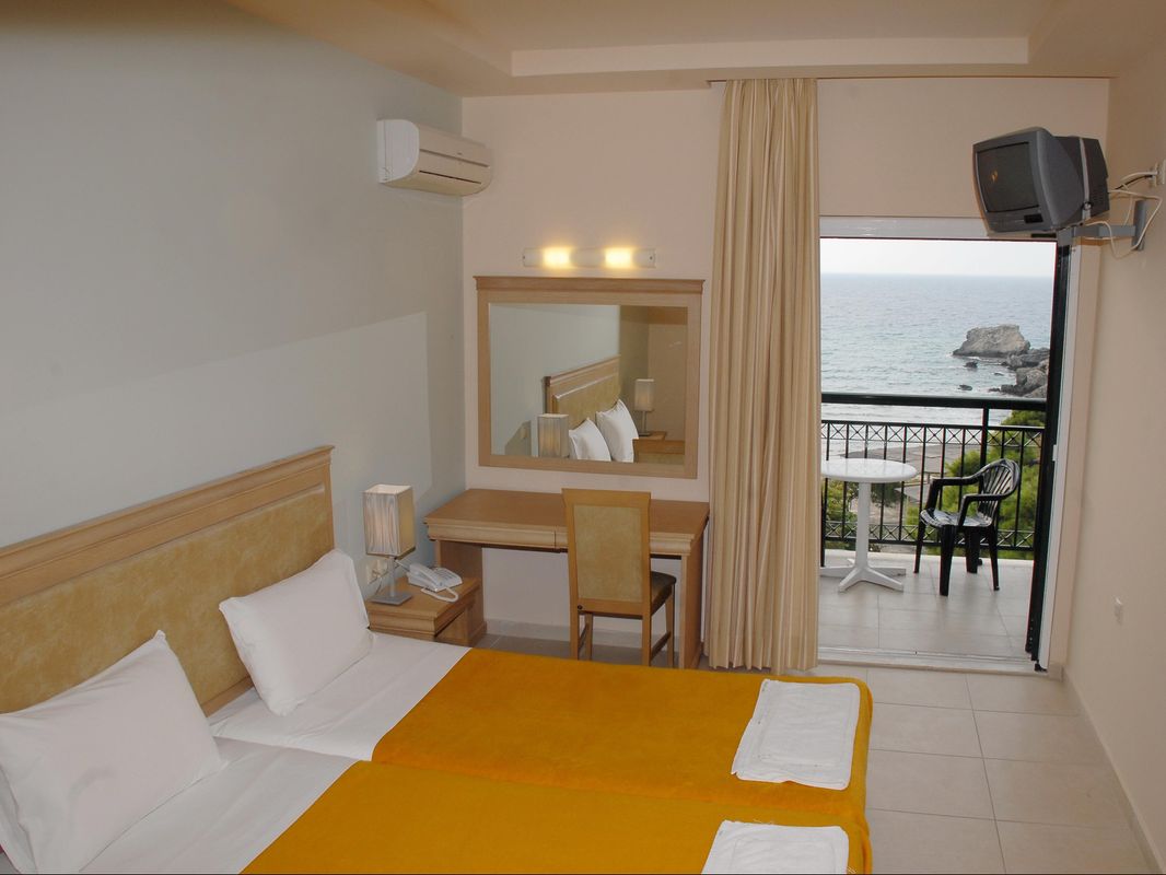 Glyfada Beach Hotel фото 8