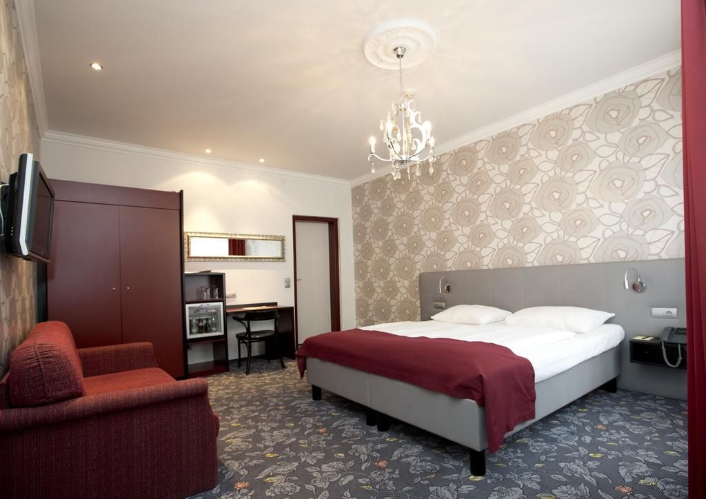 Hotel Fürst Metternich фото 1