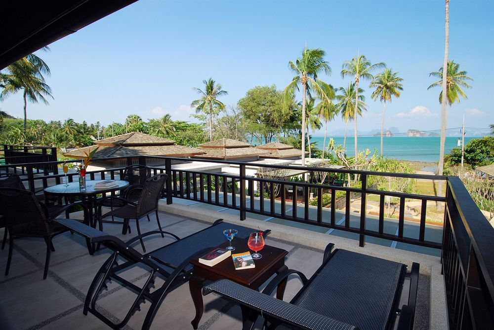 Niramaya Villa & Wellness Resort фото 112