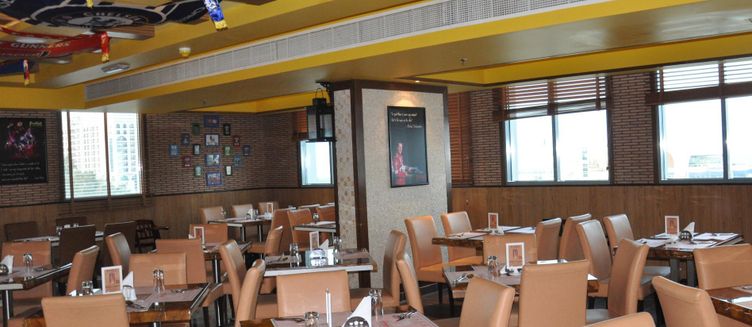 Фото отеля Fortune Royal Hotel