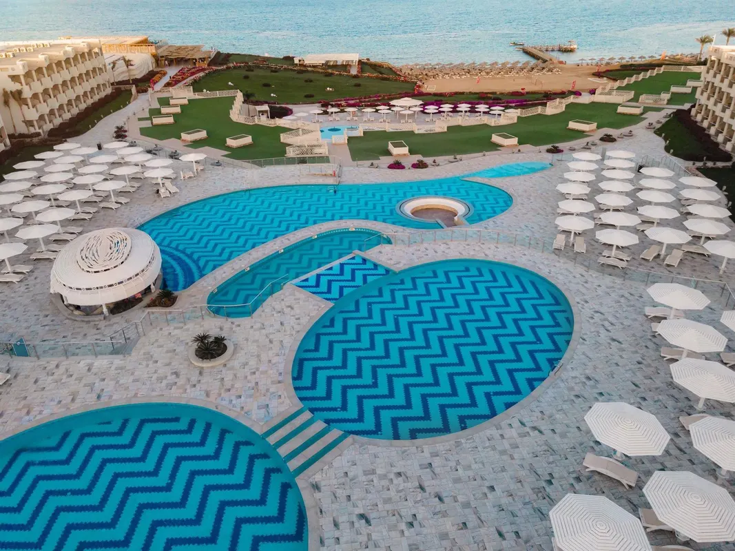 Sirena Beach Resort & Spa фото 7