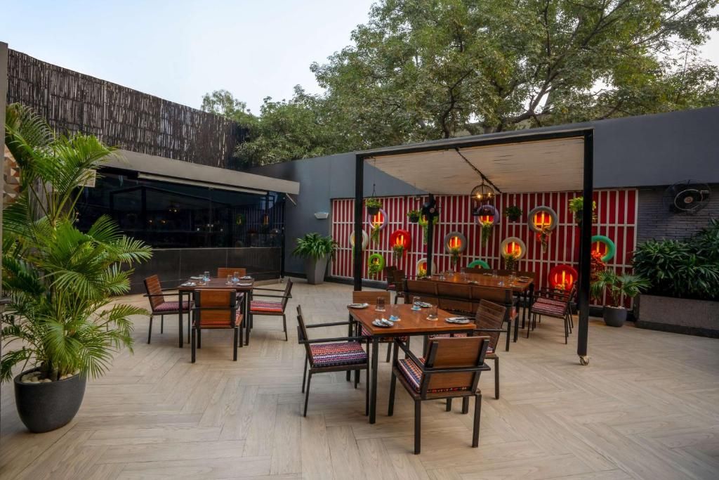 Park Inn by Radisson New Delhi Lajpat Nagar фото 9