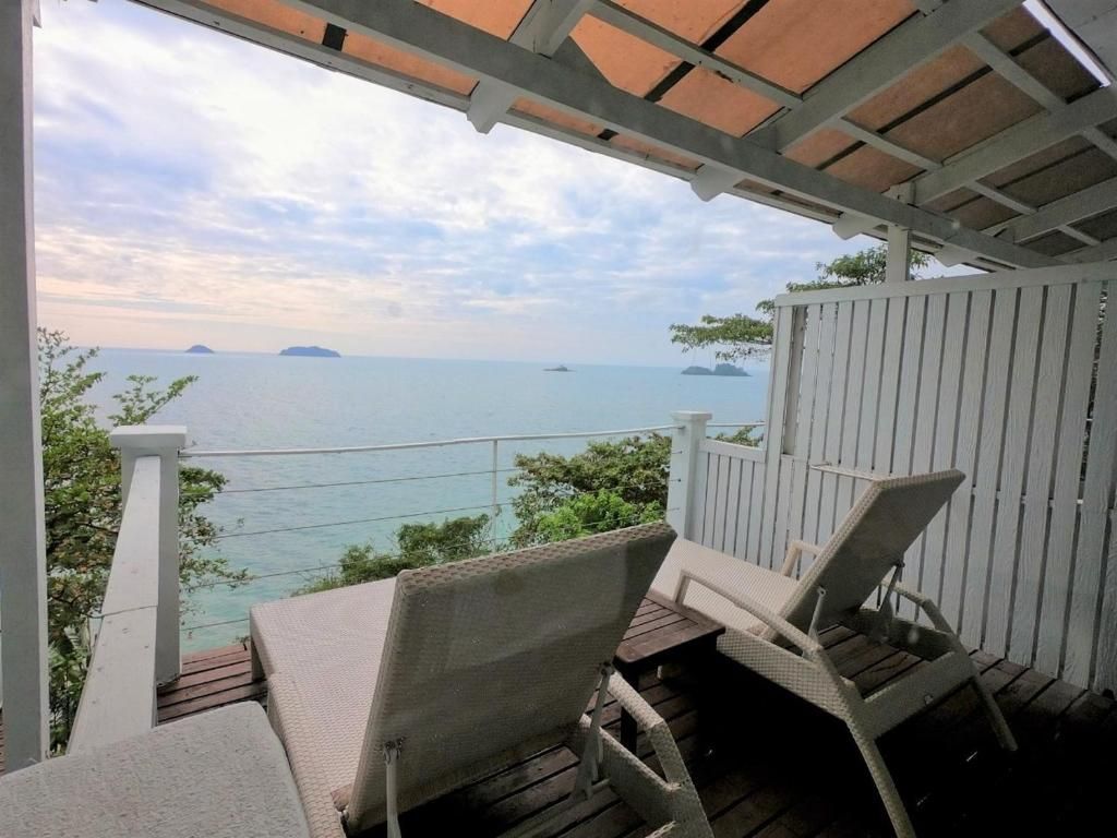Koh Chang Cliff Beach Resort фото 52