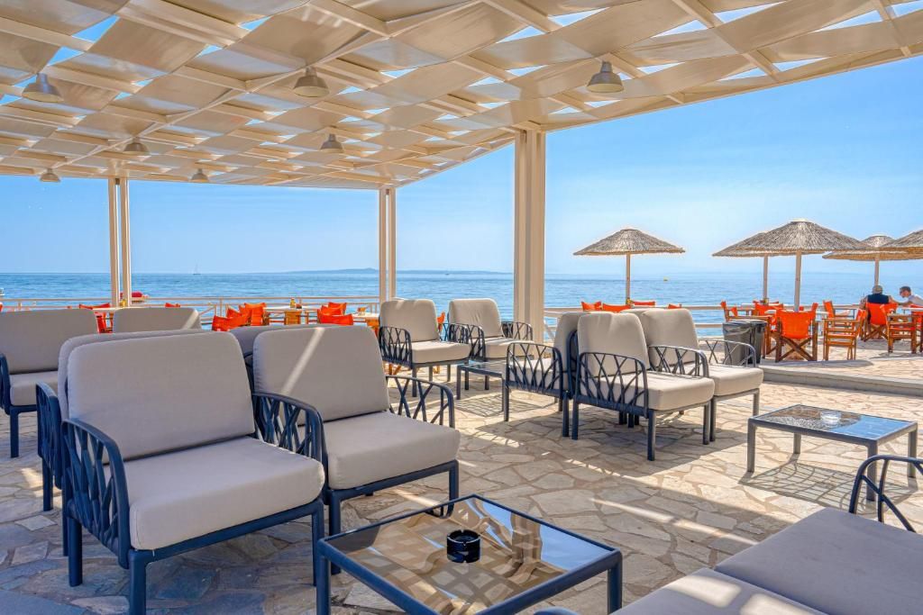Castello Beach Hotel фото 24