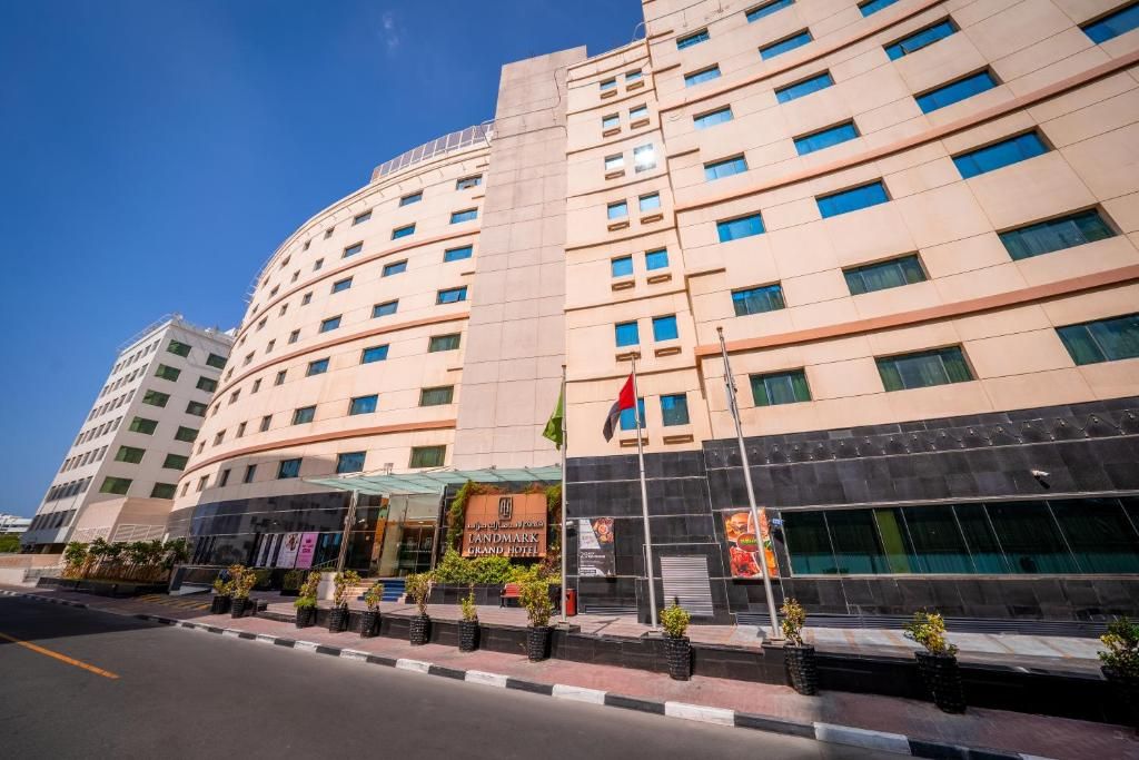 Landmark Grand Diera фото 0