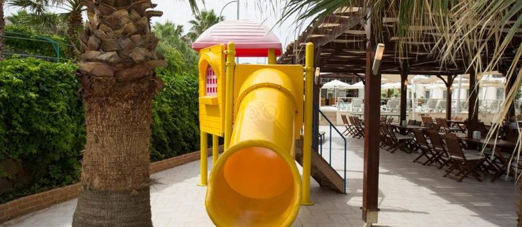 Фото отеля Viras Hotel