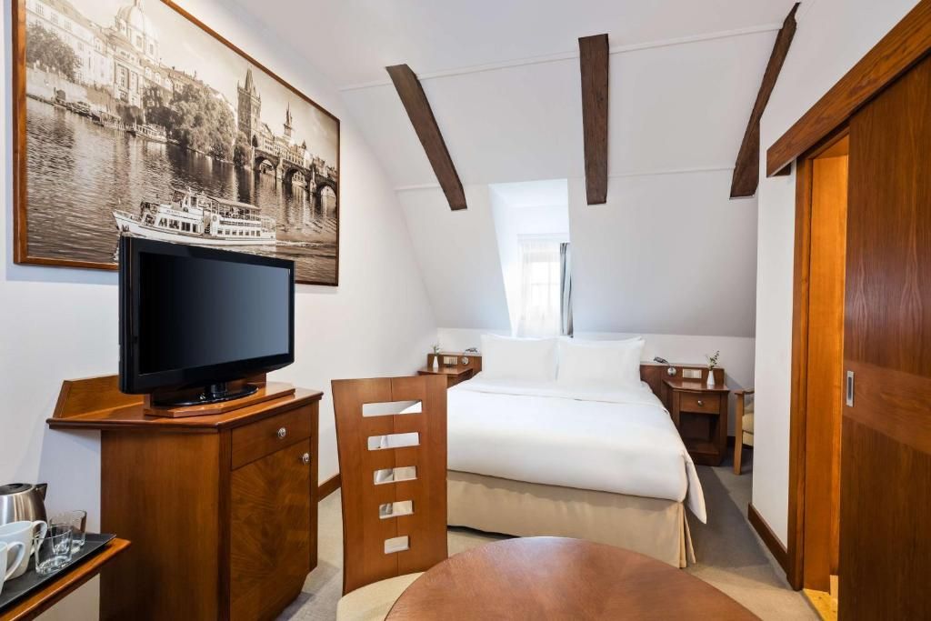 Lindner Hotel Prague Castle фото 35