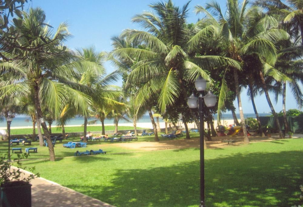 Camelot Beach Hotel фото 13