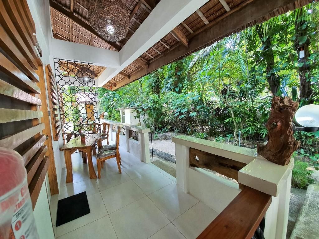 Гостиница «Cocoloco Boracay Beach Resort» фото 4