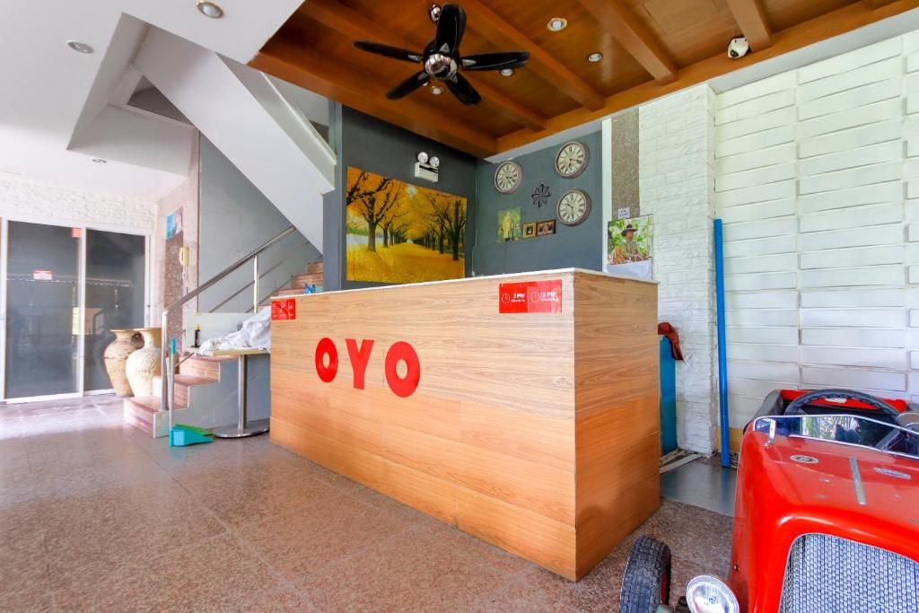 OYO 861 Patong Dynasty Hotel фото 38