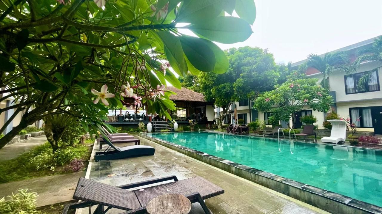 Ozz Hotel Kuta Bali фото 6