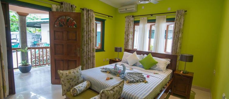 Фото отеля Pension Michel Villa Roche Bois