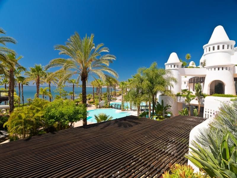 H10 Estepona Palace фото 7