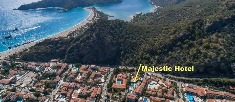 Фото отеля Majestic Hotel