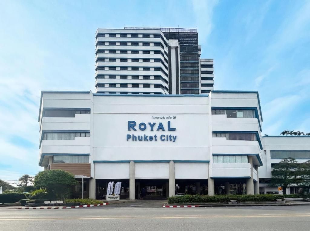 Royal Phuket City Hotel фото 78