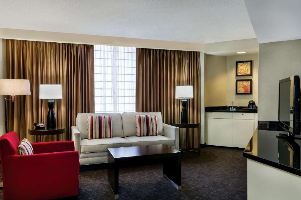 DoubleTree by Hilton Hotel Los Angeles Downtown фото 37