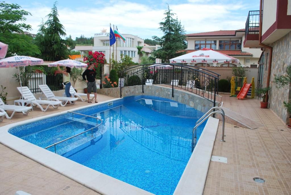 Family Hotel Breza фото 6