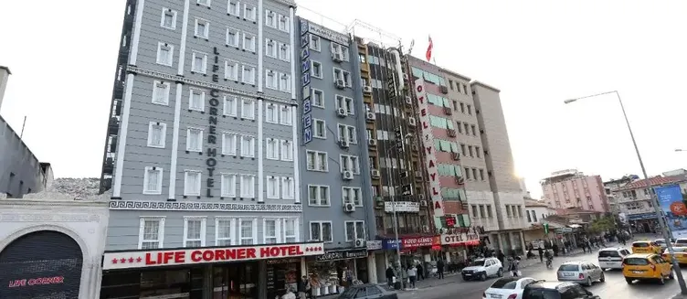 Фото отеля Life Corner Hotel