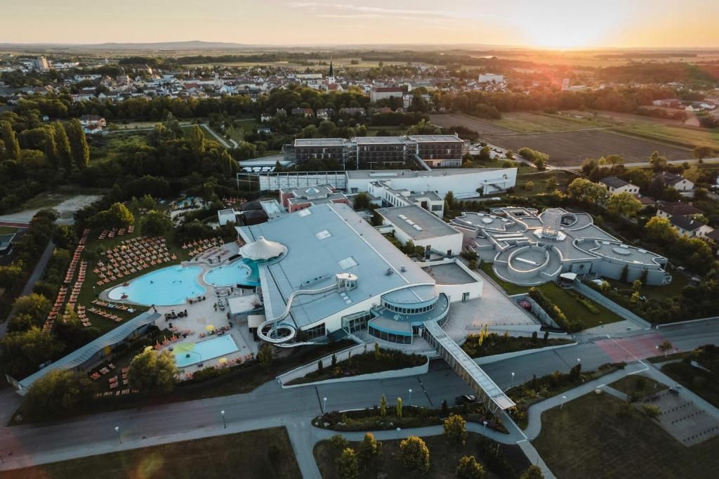 Hotel & Therme Laa An Der Thaya фото 15