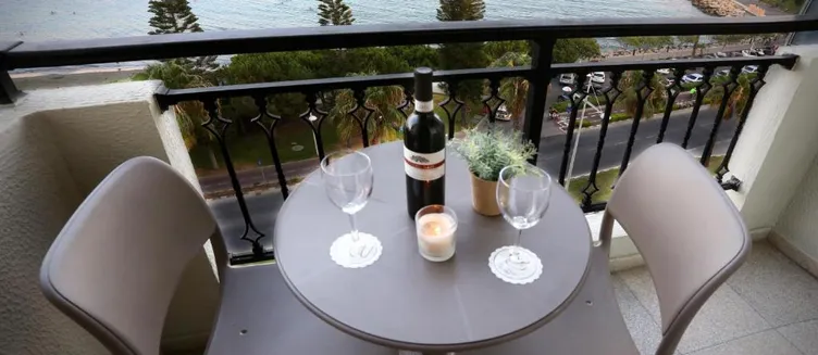 Фото отеля Pier Beach Hotel Apartments