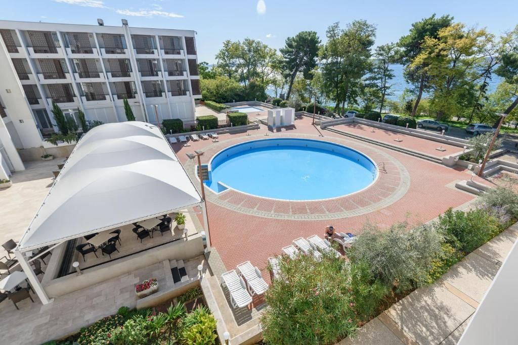 Hotel Kolovare фото 2