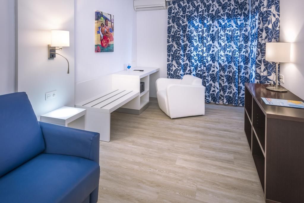 Tahití Playa Suites фото 12