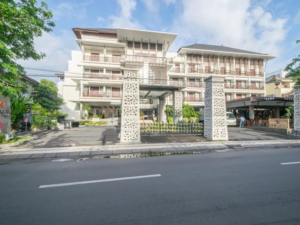 Sun Island Hotel & Spa Kuta фото 2