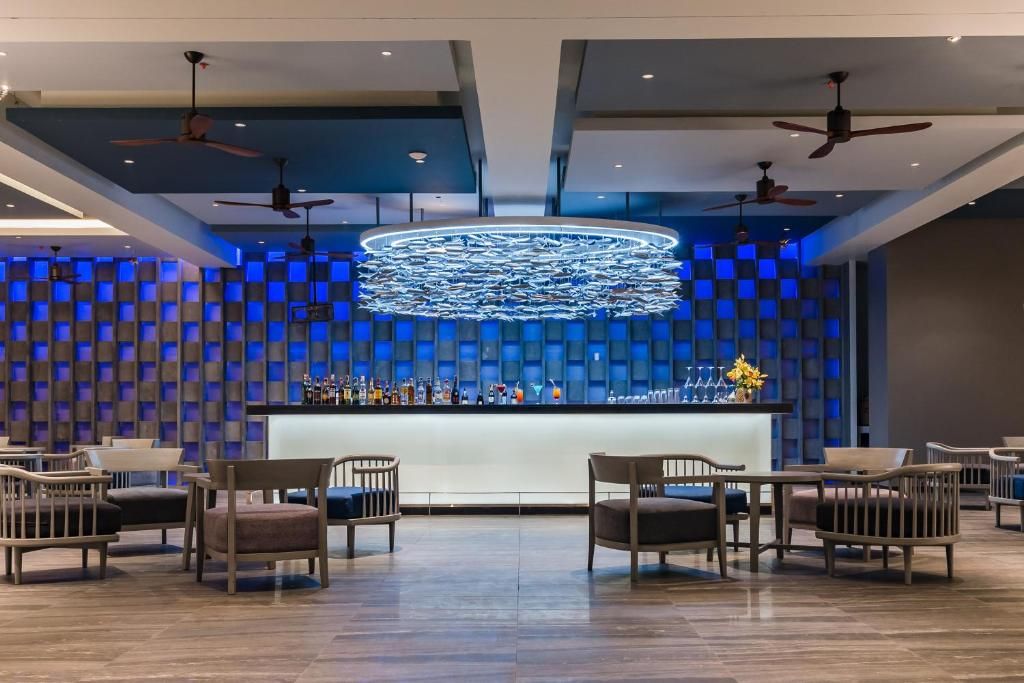 Oceanfront Beach Resort & Spa фото 53