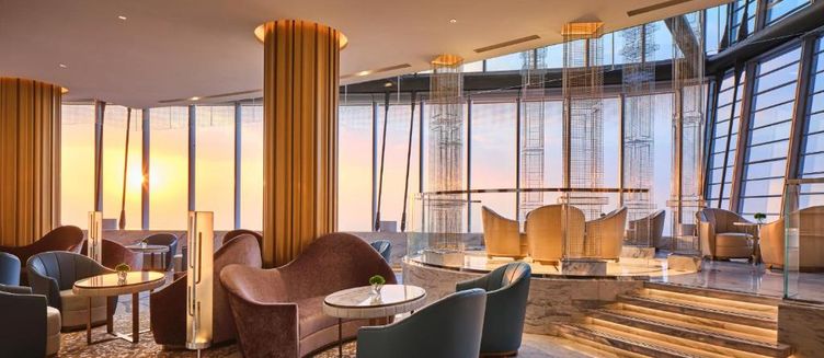 Фото отеля J Hotel Shanghai Tower