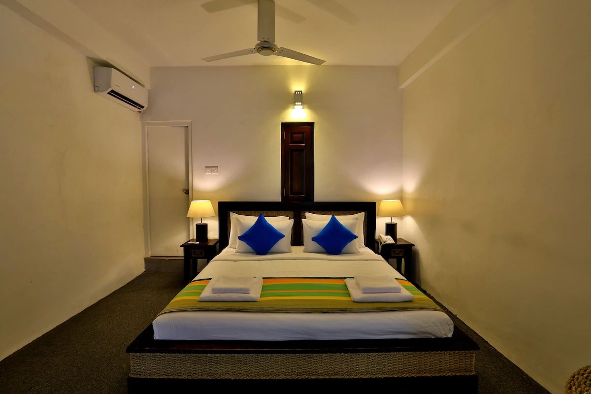 St. Lachlan Hotel & Suites фото 3
