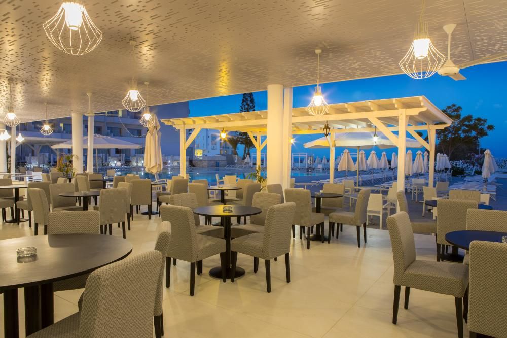Odessa Beach Hotel фото 48