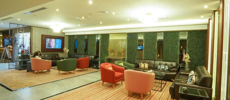 Фото отеля Concorde Palace Hotel