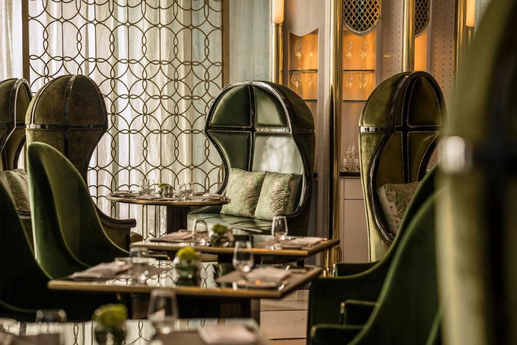 Four Seasons Hotel Jakarta фото 25