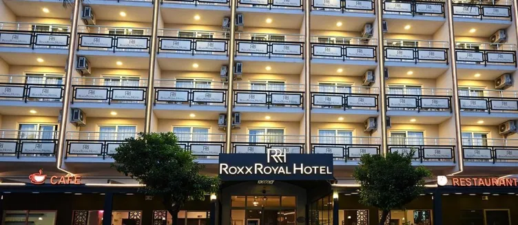 Фото отеля Roxx Royal Hotel