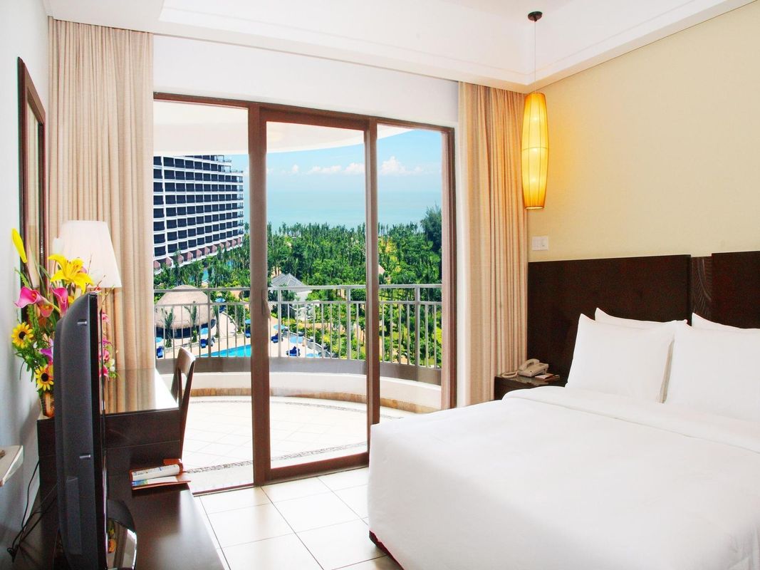Hainan Golden Sunshine Hot Spring фото 3