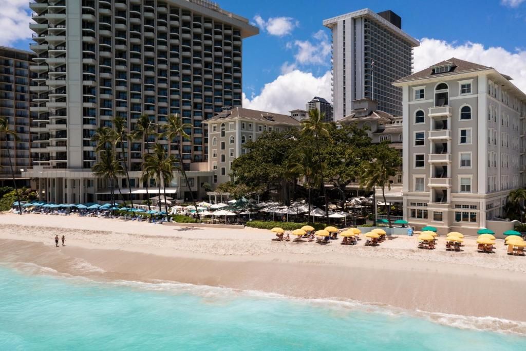 Moana Surfrider, A Westin Resort & Spa фото 24
