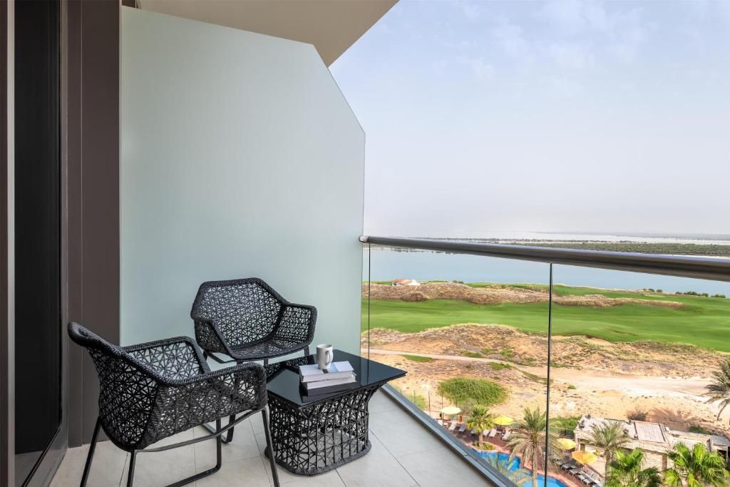 Park Inn by Radisson Abu Dhabi, Yas Island фото 39