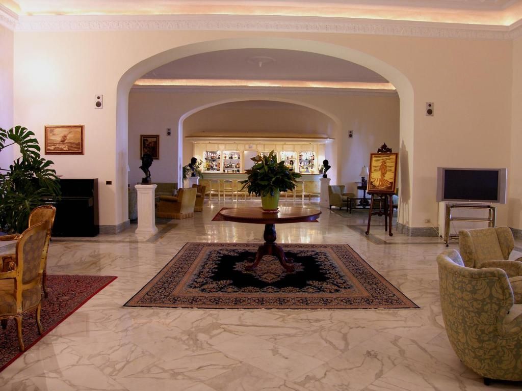 Grand Hotel Europa Palace фото 27
