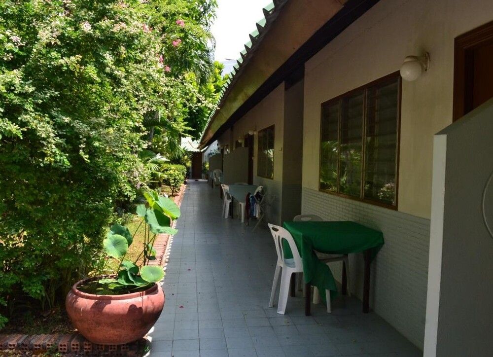 Phuket Golden Sand Inn фото 40