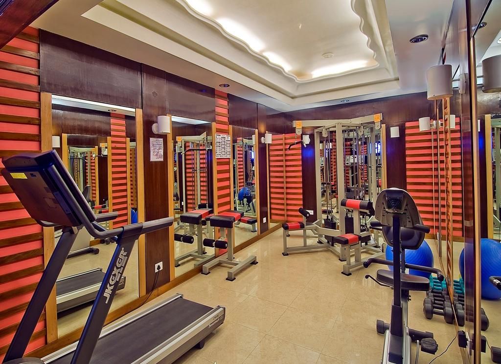 Sarovar Portico Ahmedabad фото 18