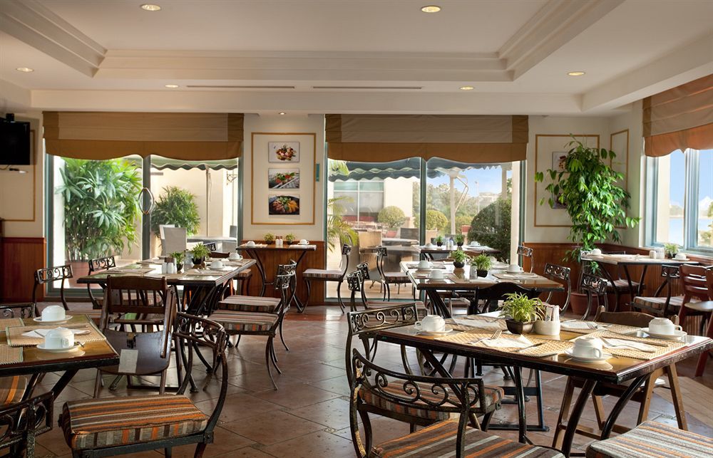 Diamond Westlake Suites фото 73