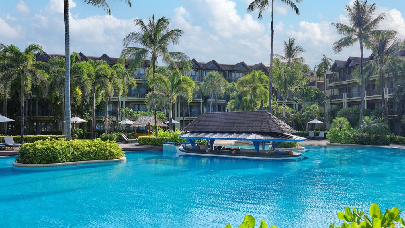 Phuket Marriott Resort & Spa Merlin Beach фото 38