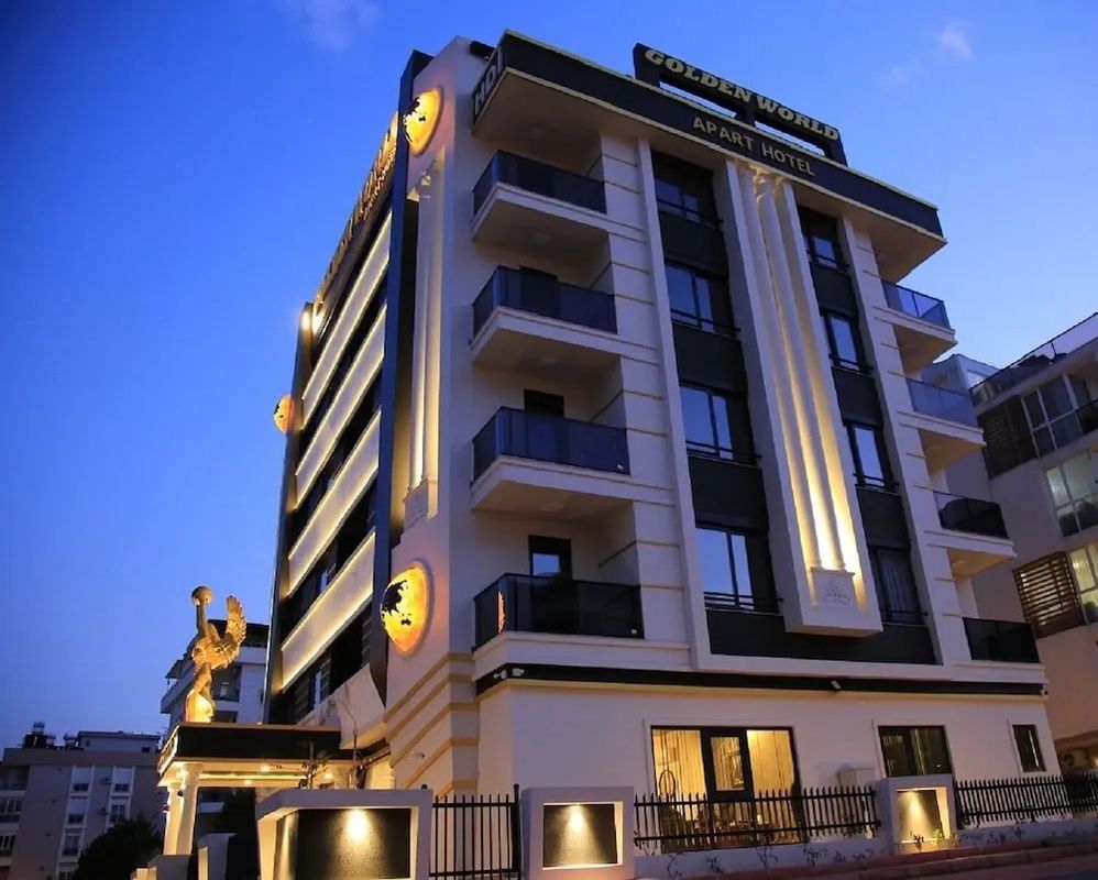 Golden World Suite Hotel фото 0
